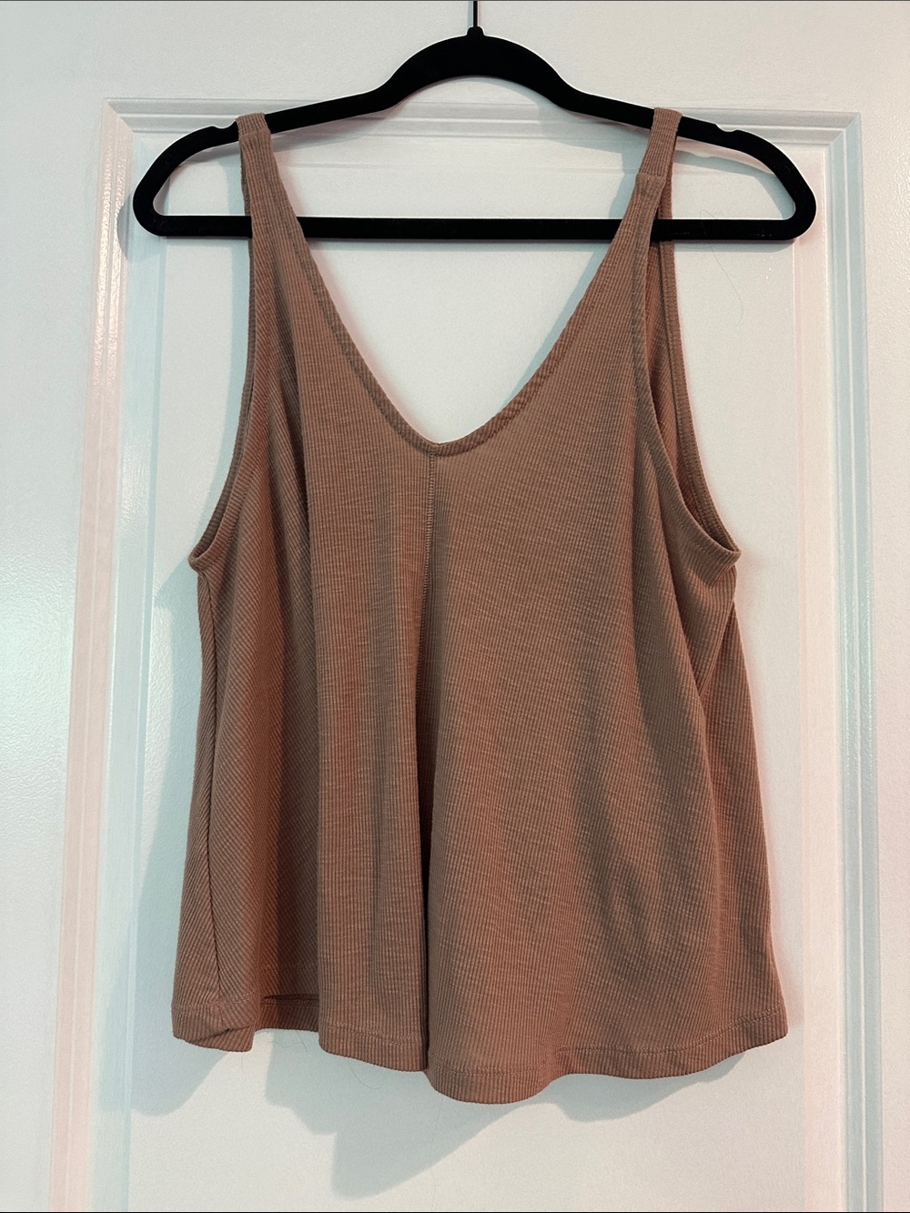 Free People Women’s V Ribbed Tank Top - Taupe